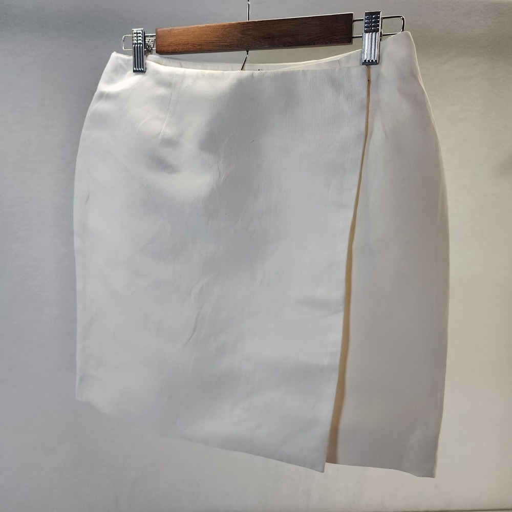 Douglas Hannant White Linen Blend Wrap Skirt Size 10 with Slit Made in USA